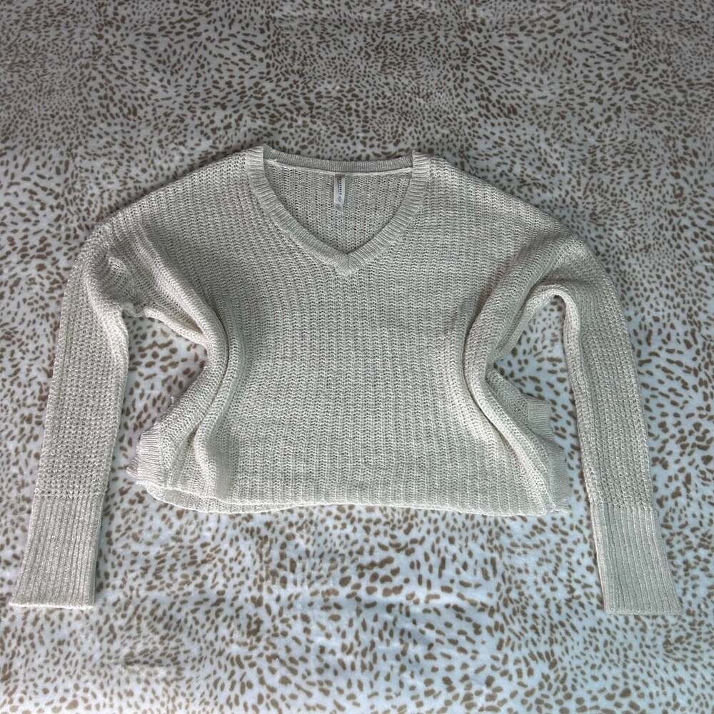 Aeropostale V-Neck Crop Knit Sweater Size M Beige